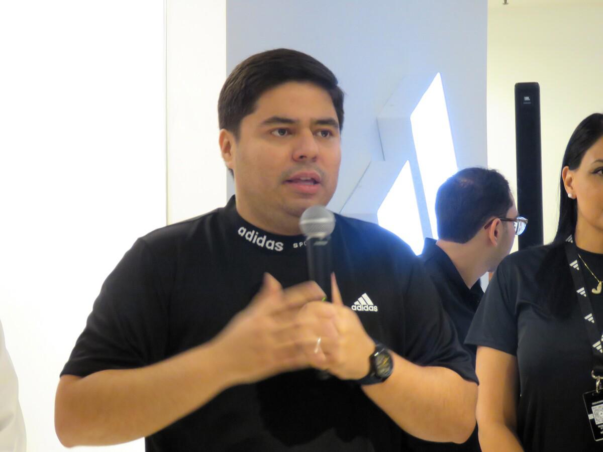 Mauricio Contreras, gerente de deportes de Adidas.