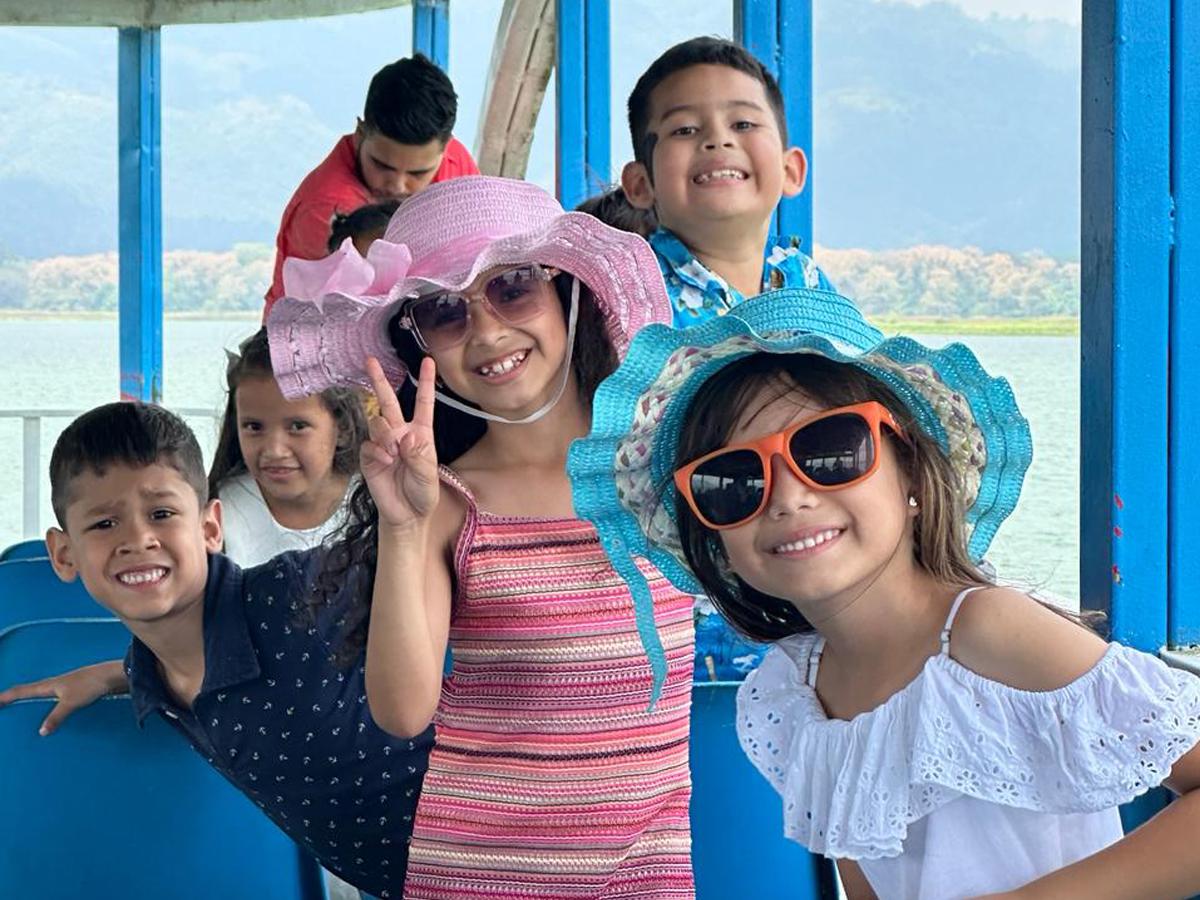 Disfrute de sus vacaciones en Fincas Las Glorias, rodeado de la belleza natural del Lago de Yojoa
