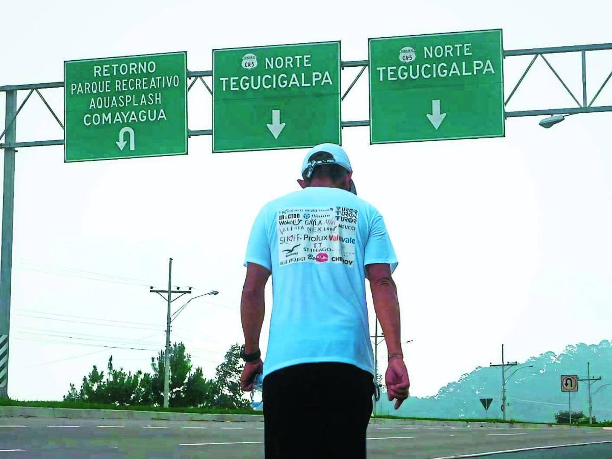 Durante el recorrido de “Costa a costa” ha sufrido lesiones, pero no ha desistido y se enfoca en cumplir su objetivo diario.