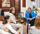 La presidenta del Cohep, Anabel Gallardo, en la reunión con la presidenta de Honduras, Xiomara Castro.