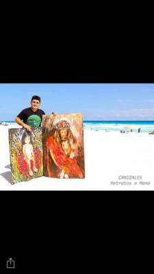 Sampedrano es retratista de turistas en Cancún, México