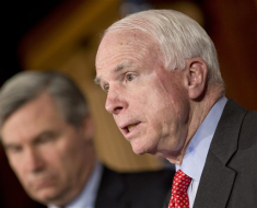 McCain: Fracaso migratorio costaría a republicanos