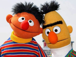 'Plaza Sésamo' desmiente la homosexualidad de Ernie y Bert