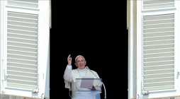 Miles de jóvenes esperan hoy al Papa Francisco en Brasil