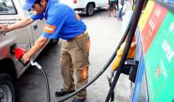 Gasolinas en Honduras inician el 2013 con alza
