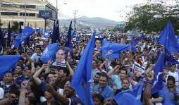 La ley no frena campañas políticas permanentes