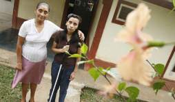 Karla Patricia Toro, una chica ejemplo de coraje en Honduras