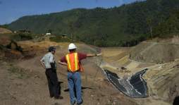 Impuestos siguen bajos en nueva Ley de Minería de Honduras