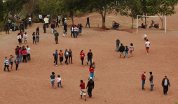 Asesinan a policía y su hijo en una cancha de fútbol en Tegucigalpa