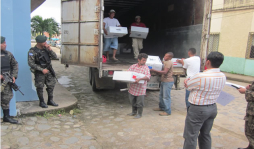 Inicia distribución de material electoral en 10 municipios de Colón