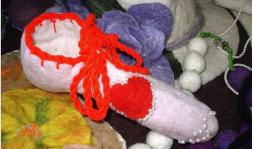 El 'cubrepene' de lana, el regalo de moda en Croacia por San Valentín