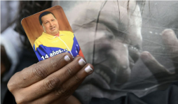Europa espera mejora en relación con Venezuela, comunistas resienten muerte de Chávez