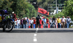 Maestros bloquearon carreteras de Honduras