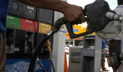 Viene otra alza a las gasolinas en Honduras