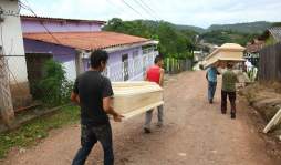 En Dulce Nombre de Copán le sacan provecho a la muerte