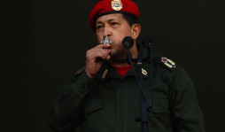Chávez cumple un año de problemas de salud