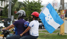 Hondureños celebran en las calles triunfo sobre España