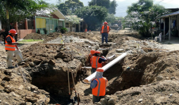 Más de 60 años esperaron para tener alcantarillado