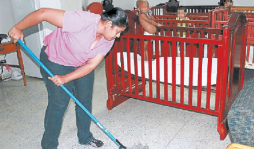 Sin calor humano tratan a los niños del hogar Nueva Esperanza