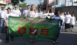Hondureños marchan en Día Mundial del VIH