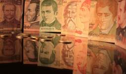 'No habrá devaluación acelerada”: Gobierno de Honduras