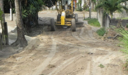 Reparan calles en colonia Santa Fe Central