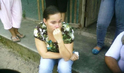 De brazos de su madra se roban un niño en Honduras