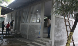 Construyen proyecto modelo en escuela de Villanueva