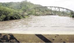 Alerta verde en el valle por amenaza del río Ulúa