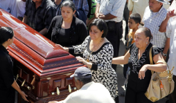 Multitudinaria despedida para vicealcalde de La Ceiba