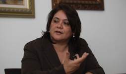 Gabriela Nuñez: 'Quiero que el Congreso sea respetado”