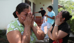 'Era una familia feliz que no merecía esta tragedia”