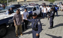 Envían a cárcel de máxima seguridad a 14 pandilleros de La Ceiba