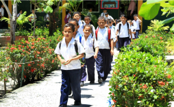 Educación en Cortés y Choluteca avanza; Ocotepeque la mantiene