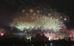 Fotos: Con fuegos artificiales celebran el Año Nuevo 2013
