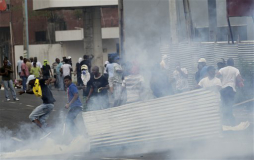 Saqueos y 200 detenidos en protestas en Panamá