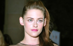 Robert Pattinson presenta trailer de 'Amanecer 2' sin Kristen Stewart