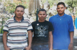 Mezapa llora por asesinato de hermanas hondureñas en México