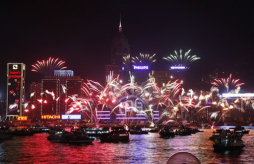 Fotos: Con fuegos artificiales celebran el Año Nuevo 2013