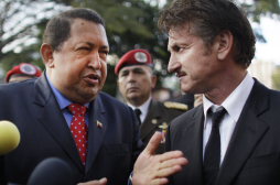 Sean Penn y Oliver Stone lamentan la muerte de Chávez