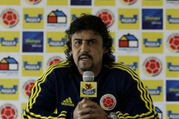 Leonel Álvarez, cesado como técnico de Colombia