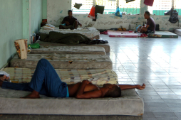 Unos treinta migrantes cubanos desembarcan en Honduras