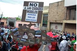Regocijo y descontento en Honduras por fallo contra ciudades modelo