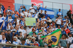 Locura y apoyo total a la Bicolor