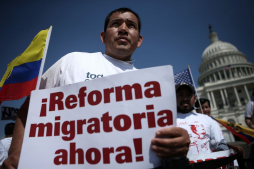 Senado continúa debate de reforma migratoria con reto de mantenerla viva