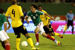 México consigue su primer triunfo y el liderato de la hexagonal