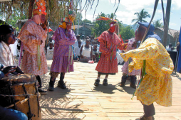 Lobo instala I Cumbre de Afroscendientes