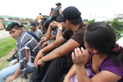 Policía mexicana detiene a 81 indocumentados centroamericanos