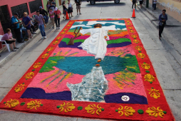 Arte, color y pasión en alfombras de Comayagua