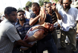 Al menos cinco muertos y 246 heridos en manifestaciones en Egipto